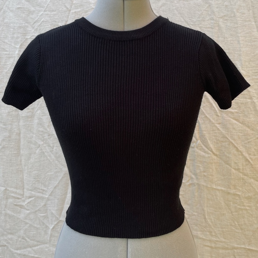 Brandy Melville Knitted Top